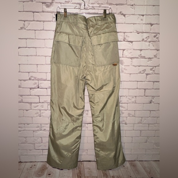 Women’s Badd Company Technical Board Wear Pants Size Medium Snow Boarding Skiing - Picture 3 of 9